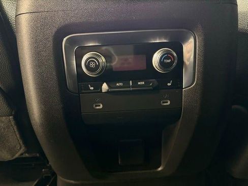 Used 2023 GMC Yukon Denali image 21