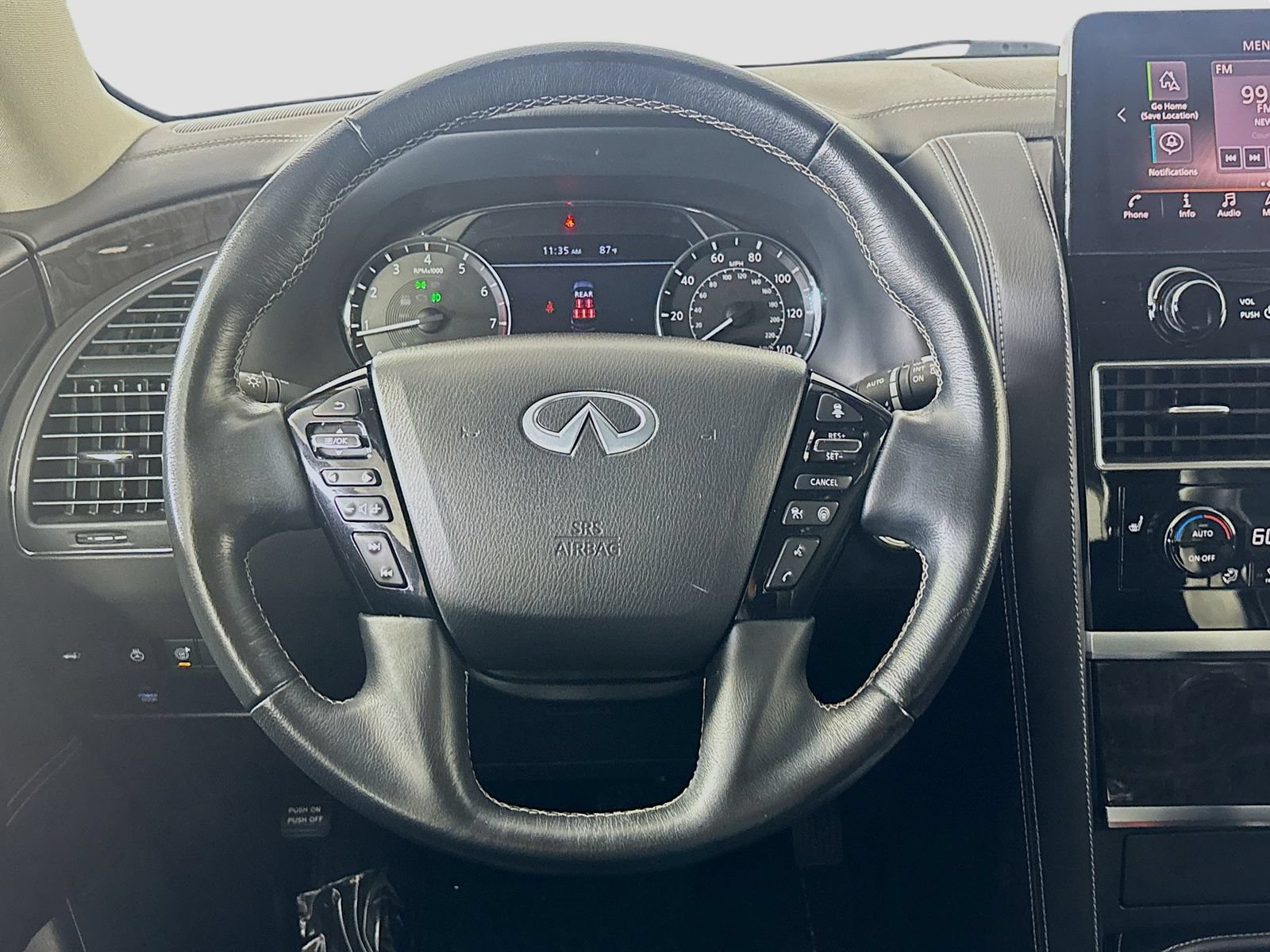 Used 2024 INFINITI QX80 Luxe AWD/4WD image 11