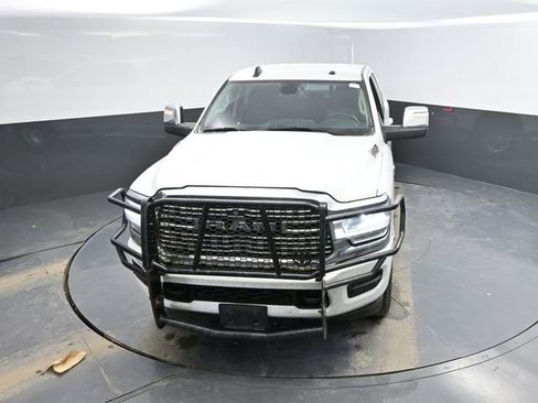 Used 2023 RAM 2500 Laramie AWD/4WD image 30