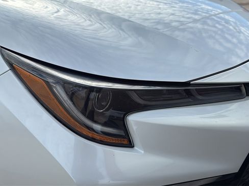Used 2022 Toyota Corolla SE image 8