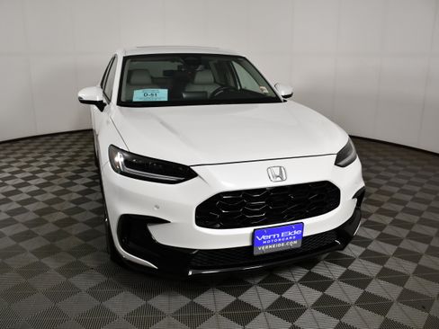 Certified 2025 Honda HR-V EX-L image 3