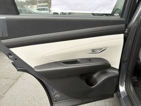New 2026 Hyundai Tucson SEL image 22