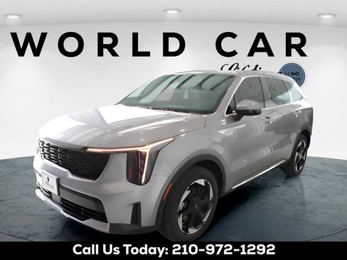 New 2025 Kia Sorento EX image 3