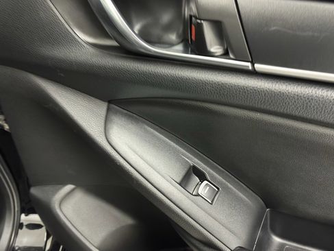 Used 2020 Honda Accord Sport image 33