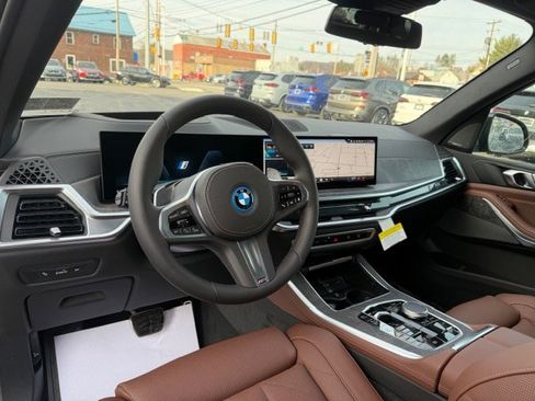 New 2026 BMW X5 xDrive50e w/ M Sport Package image 15