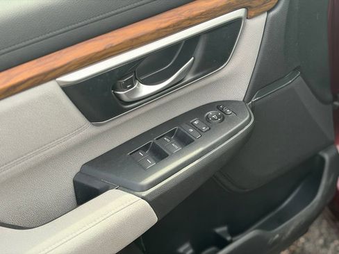 Used 2019 Honda CR-V EX image 17