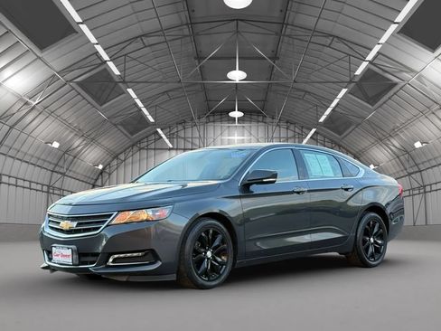 Used 2019 Chevrolet Impala LT w/ Sunroof and Spoiler Package FWD image 3