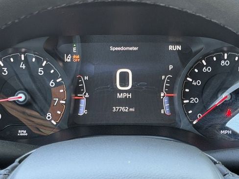 Used 2025 Jeep Compass Latitude AWD/4WD image 16
