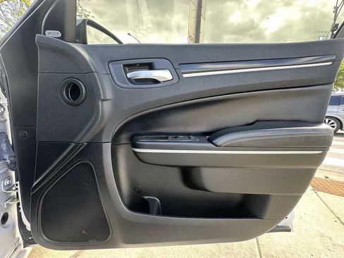 Used 2022 Chrysler 300 S RWD image 26