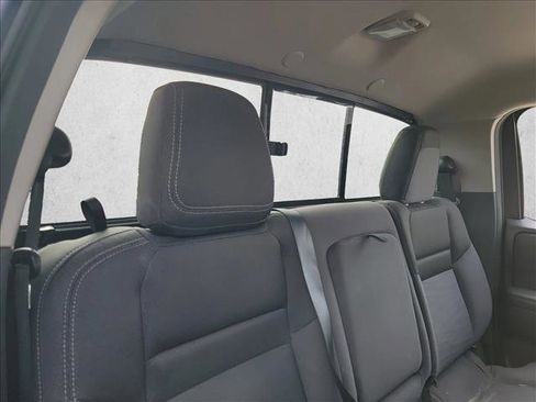 Used 2022 Nissan Frontier SV image 16