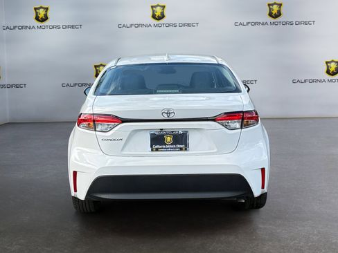 Used 2024 Toyota Corolla LE image 4