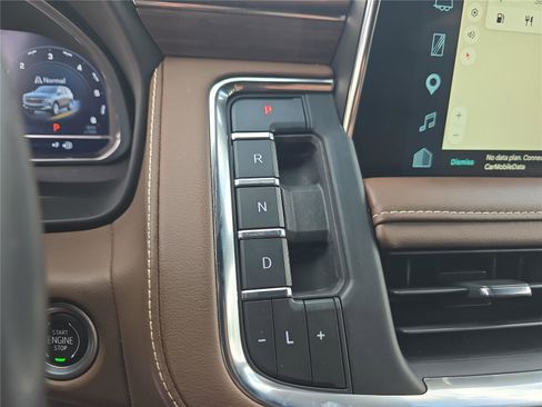 Used 2023 Chevrolet Tahoe High Country RWD image 24