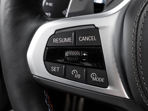 Used 2024 BMW X7 M60i w/ Executive Package image 59