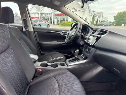 Used 2019 Nissan Sentra SV w/ Exterior Package FWD image 14