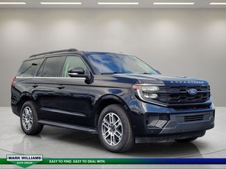 Used 2025 Ford Expedition Active AWD/4WD video 1