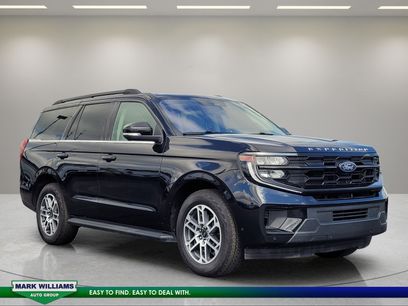 Used 2025 Ford Expedition Active