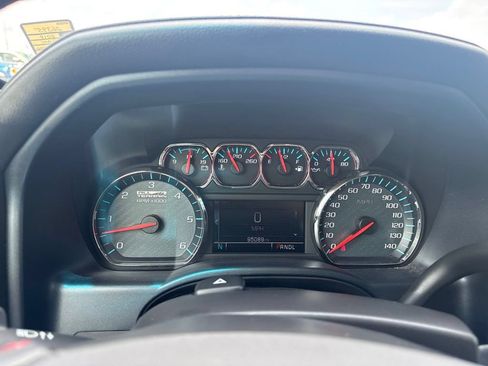 Used 2018 GMC Sierra 1500 SLT w/ All Terrain Package AWD/4WD image 11