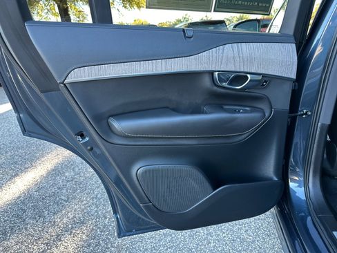 Used 2022 Volvo XC90 T6 Inscription image 23