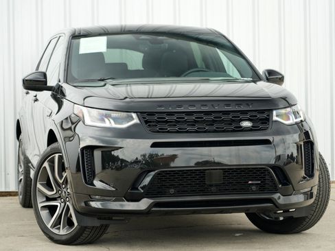 Used 2022 Land Rover Discovery Sport SE R-Dynamic image 2