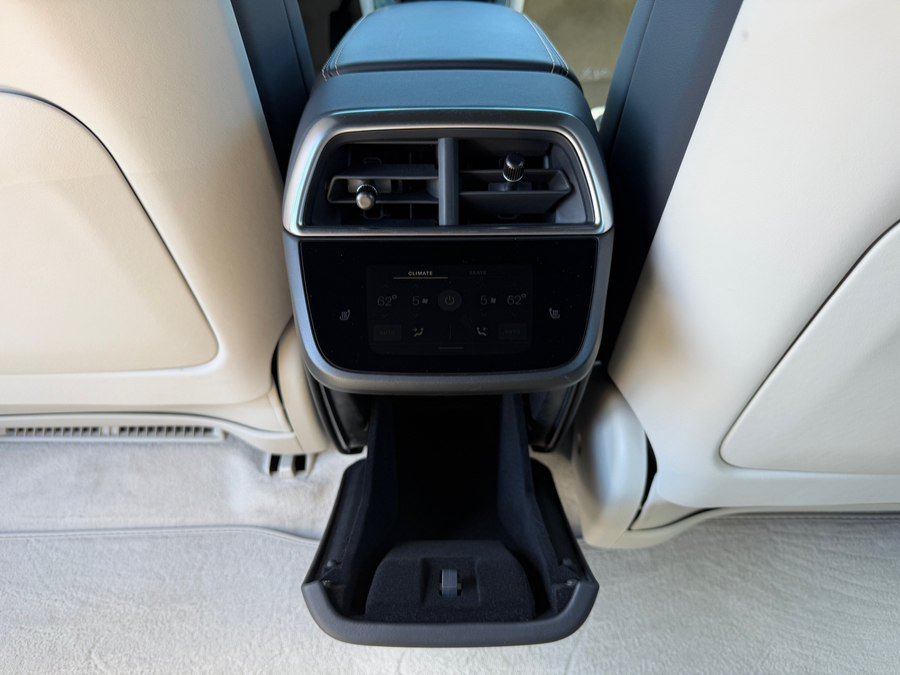 Used 2024 Lucid Air Touring AWD/4WD image 43