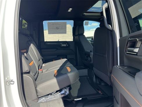 New 2026 GMC Sierra 2500 AT4 image 33