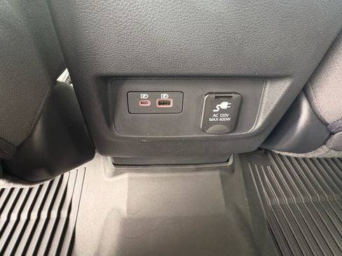 Used 2024 Nissan Frontier SV w/ SV Convenience Package AWD/4WD image 29