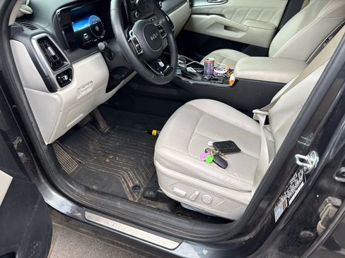 Used 2023 Kia Sorento SX FWD image 8