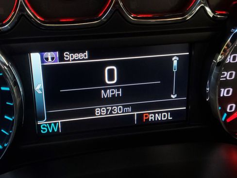 Used 2018 Chevrolet Silverado 1500 LT image 22