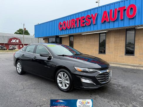 Used 2024 Chevrolet Malibu LT FWD image 1