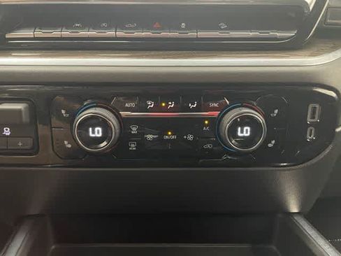 Certified 2022 Chevrolet Silverado 1500 LT Trail Boss w/ Convenience Package II AWD/4WD image 6