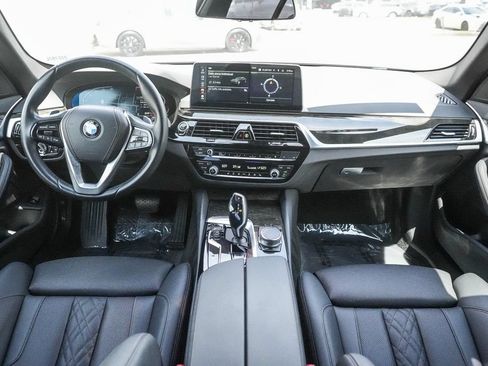 Certified 2023 BMW 530i w/ Convenience Package RWD image 12