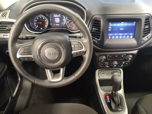 Used 2021 Jeep Compass Sport FWD image 22