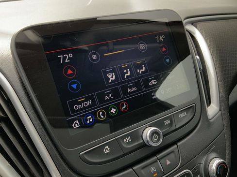 Used 2024 Chevrolet Malibu LT image 42