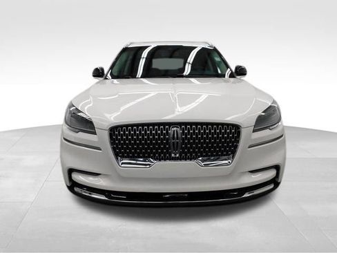 Used 2023 Lincoln Aviator Reserve image 6