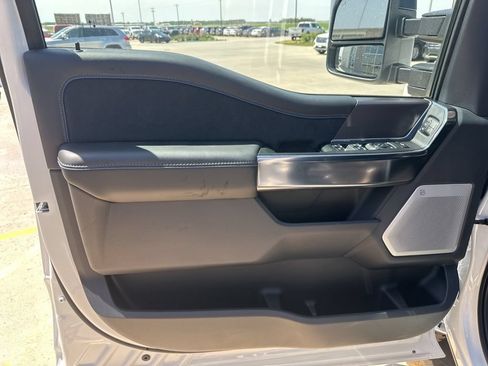 New 2026 Ford F250 Platinum AWD/4WD image 12