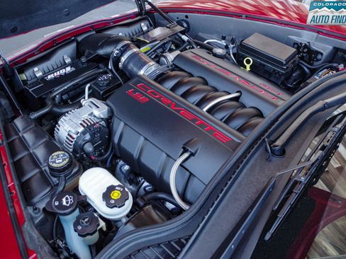 Used 2005 Chevrolet Corvette Coupe w/ Preferred Equipment Group RWD image 22