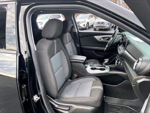 Used 2023 Chevrolet Blazer LT image 11