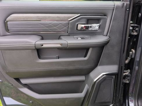 New 2026 RAM 3500 Limited AWD/4WD image 28