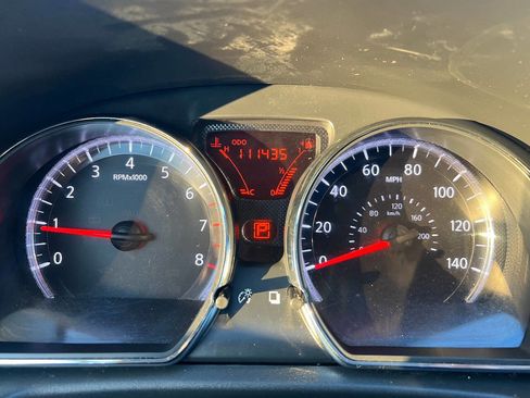 Used 2012 Nissan Versa SV image 31