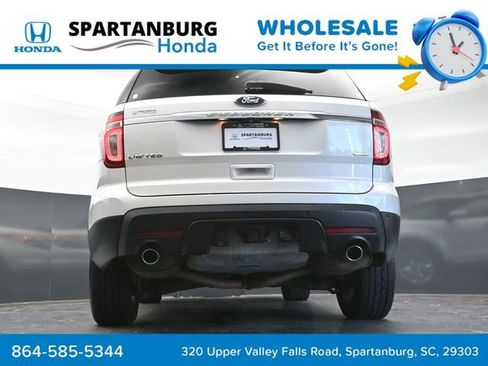 Used 2015 Ford Explorer Limited w/ Equipment Group 302A AWD/4WD image 43
