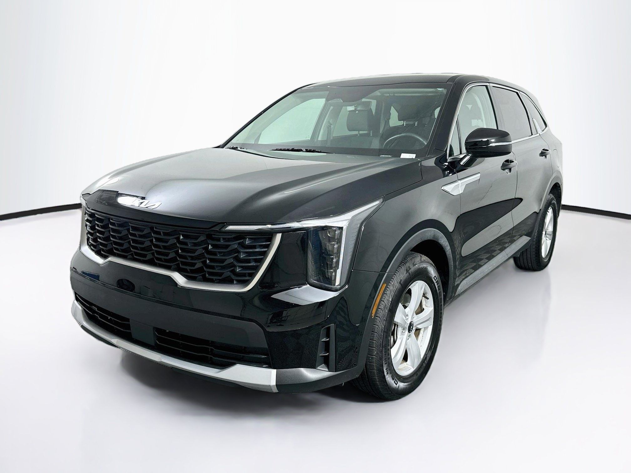 Used 2026 Kia Sorento LX FWD image 3