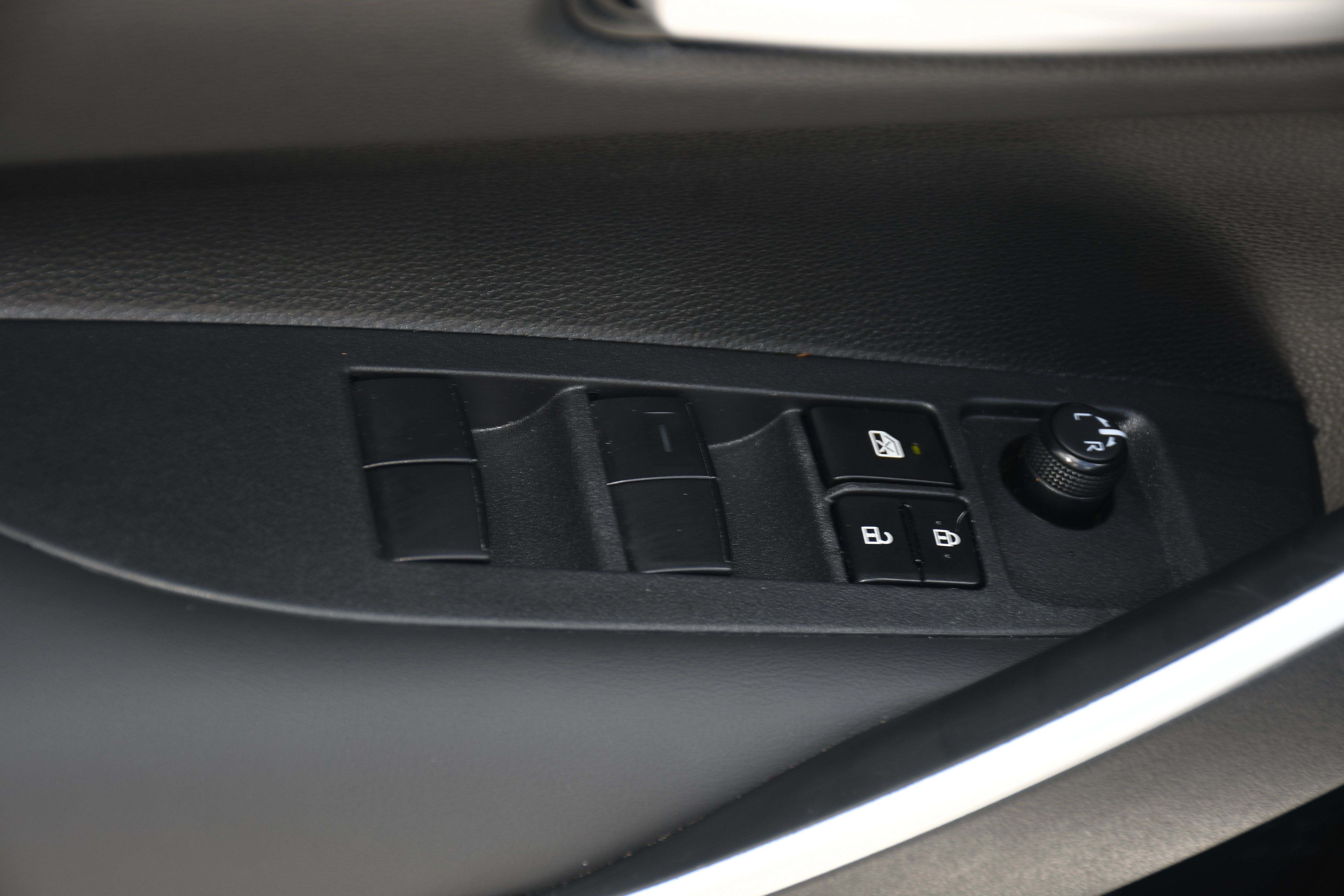 Used 2023 Toyota Corolla SE FWD image 10