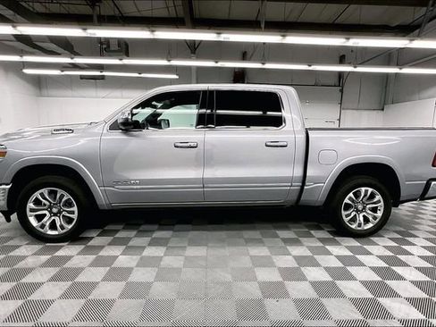 Used 2024 RAM 1500 Limited AWD/4WD image 14