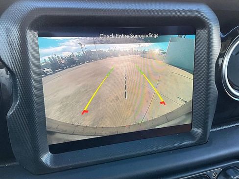 Certified 2021 Jeep Wrangler Unlimited Sahara image 22