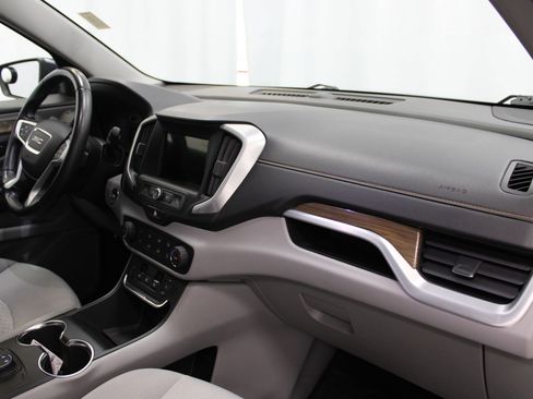 Used 2018 GMC Terrain SLE AWD/4WD image 27