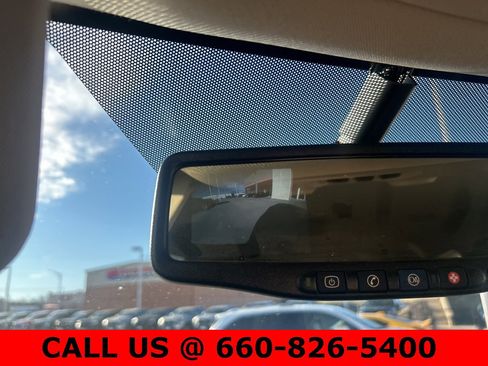 Used 2010 Chevrolet Traverse LT w/ LT Special Edition Package image 20