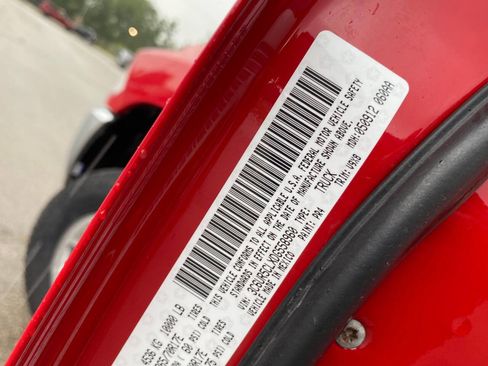 Used 2013 RAM 2500 Tradesman w/ Chrome Appearance Group image 43