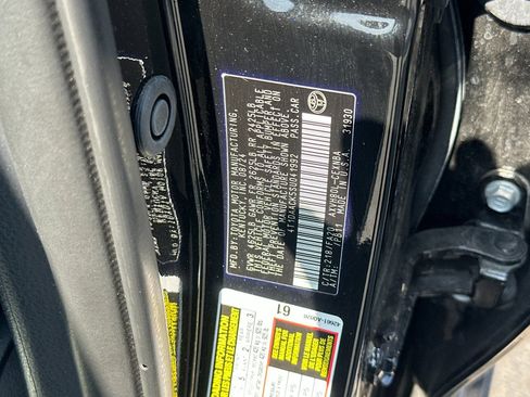 Used 2025 Toyota Camry LE FWD image 25