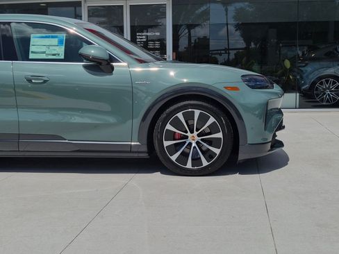 New 2026 Porsche Cayenne S AWD/4WD image 10