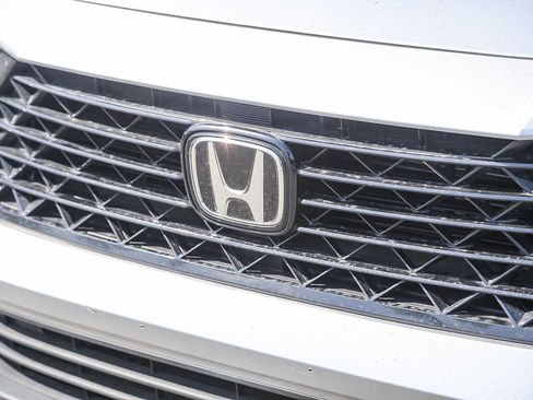 Used 2024 Honda Accord Sport image 6